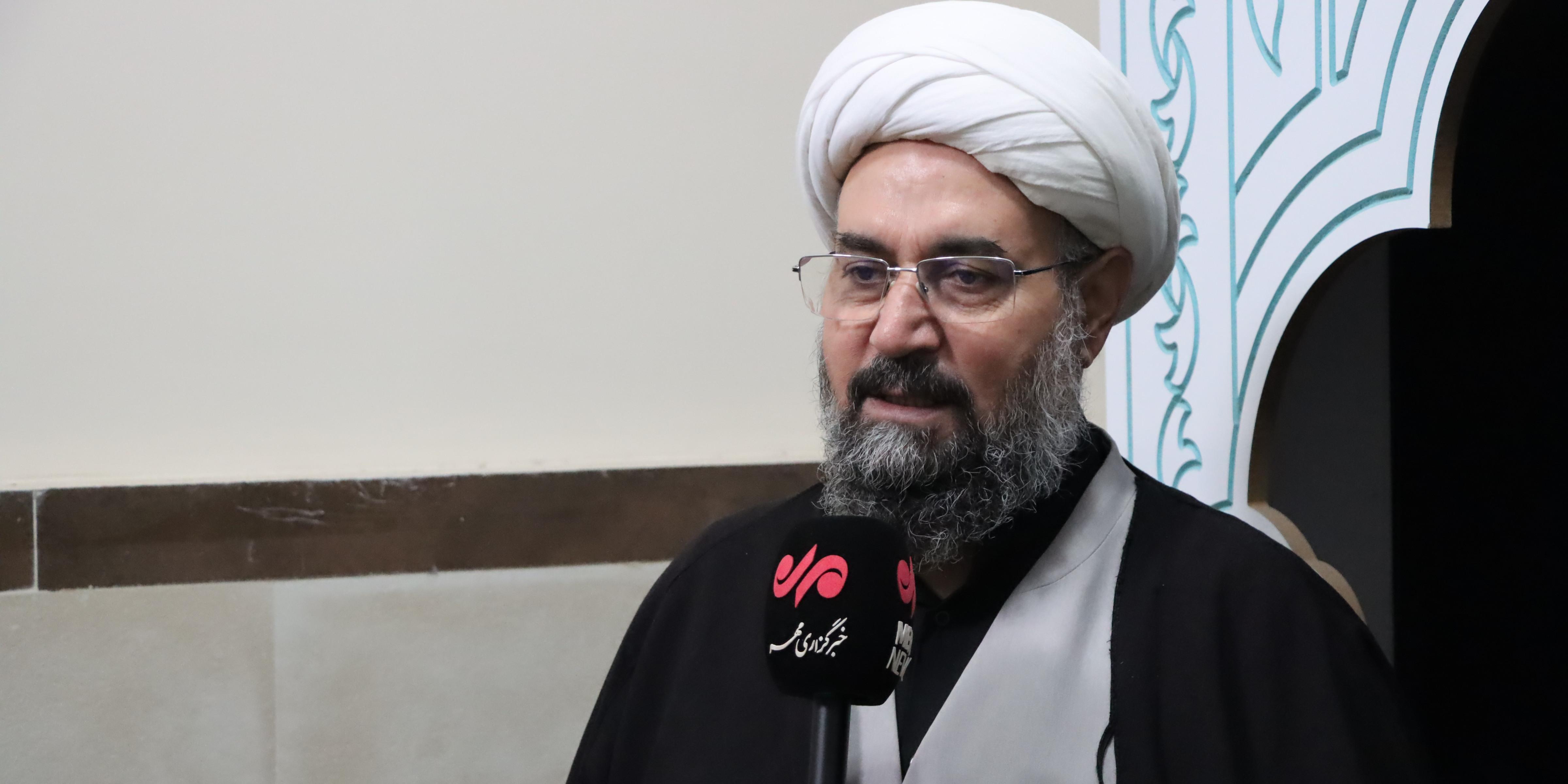 برگزاری  کارگاه  توانمند سازی  پرسنل  و  فعالان قرآنی شهرستان  آذر شهر 