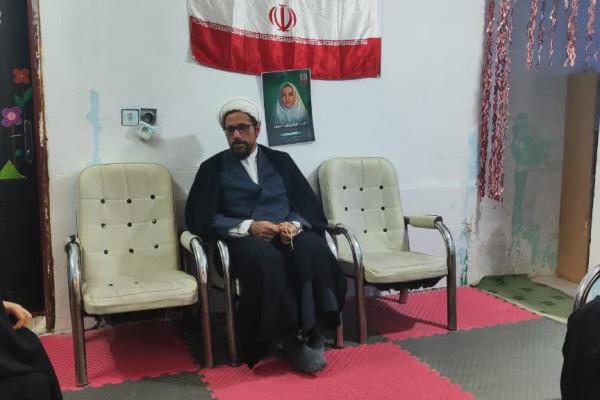 بازدید رئیس اداره تبلیغات اسلامی گناوه از موسسه قرآنی ریحانه النبی (س)