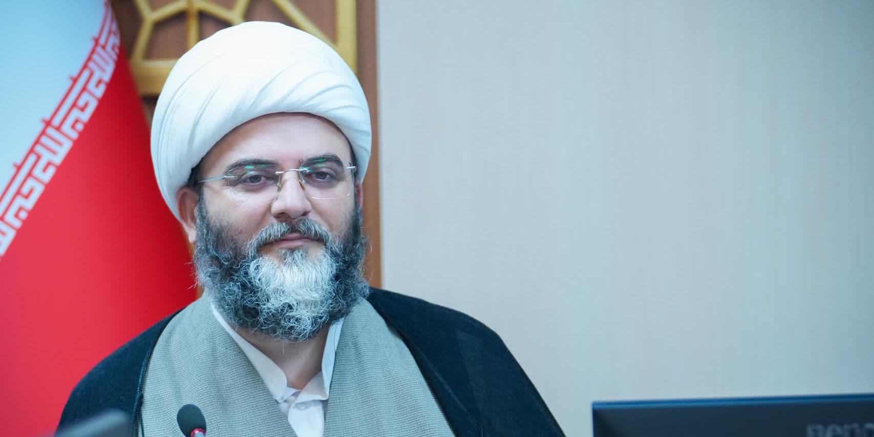 حجت الاسلام قمی: باید از مرحله گفتمان سازی عبور کنیم و به سمت اقامه مفاهیم قرآنی در متن جامعه حرکت کنیم