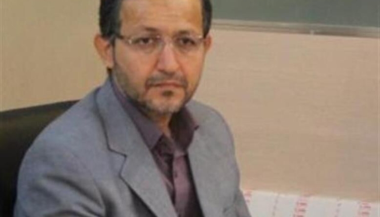 جامعه قرآنی به قرائت و آموزش اکتفا نکند