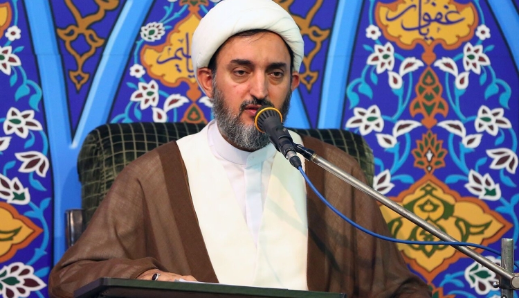 استاد شهیدی‌پور به معنای واقعی کلمه عاشق قرآن بود