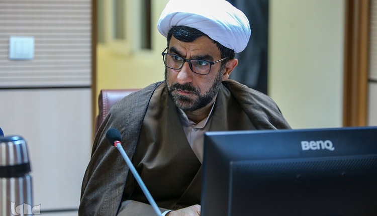 زمان برگزاری مرحله استانی رشته های شفاهی و کتبی پنجمین جشنواره بین المللی قرآن و عترت(ع) مرکز خدمات حوزه های علمیه اعلام شد