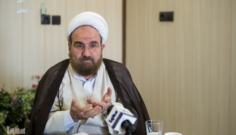 ترجمه‌ای از قرآن ارائه کنیم که مردم دنیا آن را بفهمند