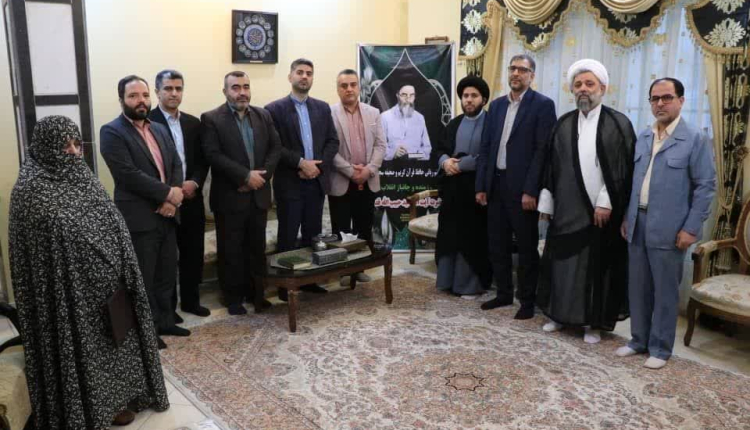 دیدار با خانواده قرآنی حافظ قرآن و مفسر صحیفه سجادیه مرحوم حجت الاسلام قدمی