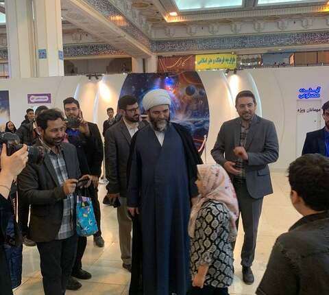 حجت‌الاسلام قمی میهمان چهارمین شب نمایشگاه قرآن/ حضور بیش از ۴میلیون‌نفر در طرح زندگی با آیه‌ها