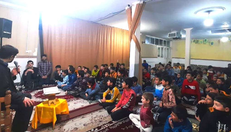 برگزاری جشن تقدیر برترین های قرآنی، علمی و ورزشی خانه قرآن بشیر و نذیر همدان