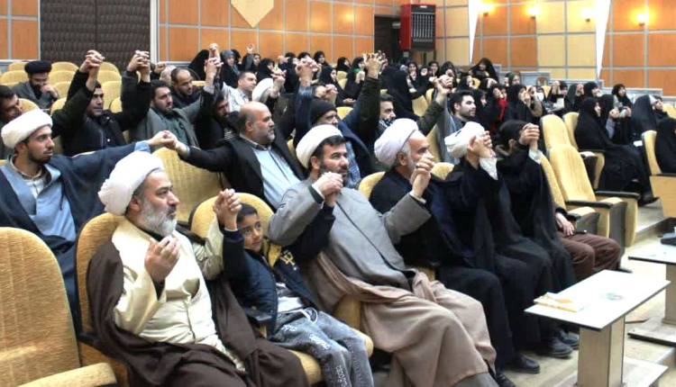 همایش توجیهی زندگی با آیه ها با حضور فعالان قرآنی و فرهنگی در شهرستان کبودرآهنگ