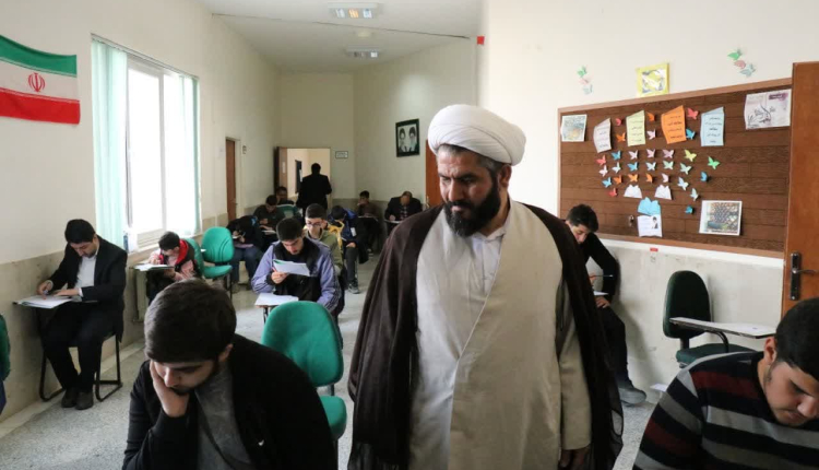 برگزاری نوزدهمین دوره آزمون های اعطای مدرک تخصصی به حافظان قرآن در اردبیل + تصاویر