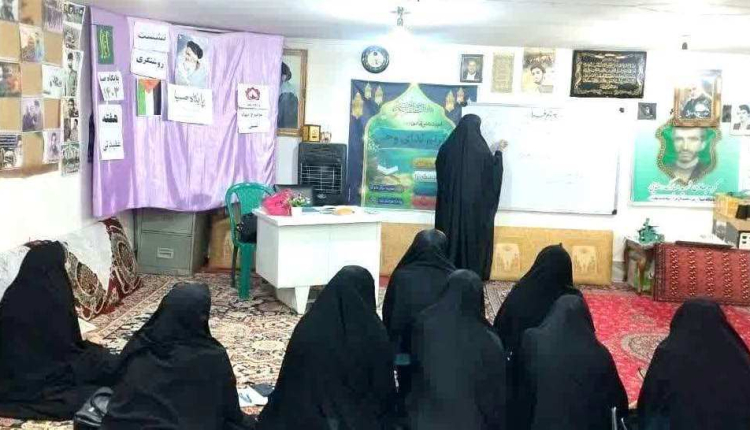 برگزاری کلاس تجوید در خانه قرآن ترنم ندای وحی شهرستان نهاوند