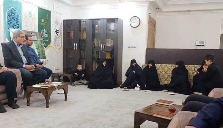 حضور جمعی از فعالان قرآنی در بیت آیت‌الله رئیسی