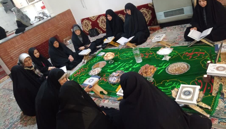 برگزاری محفل انس با قرآن درهیئت مذهبی باب الحوائج (ع) سنندج