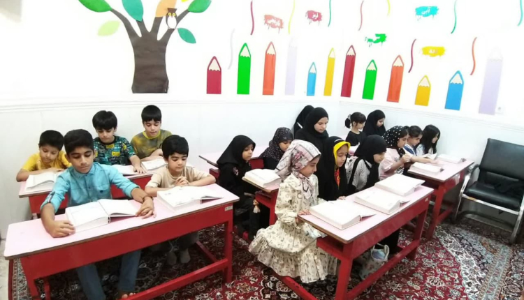 فعالیت دو شیفته مؤسسه قرآنی حضرت رقیه(س) ویژه کودکان و نوجوانان در بوشهر