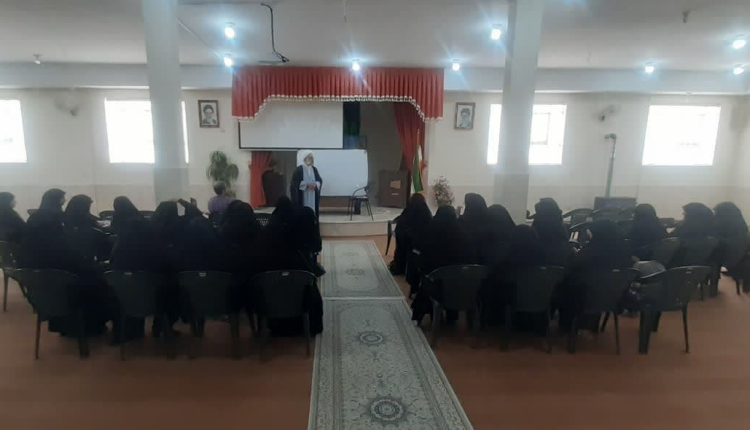 کارگاه آموزشی تدبر در قرآن در شهرستان دامغان برگزار شد