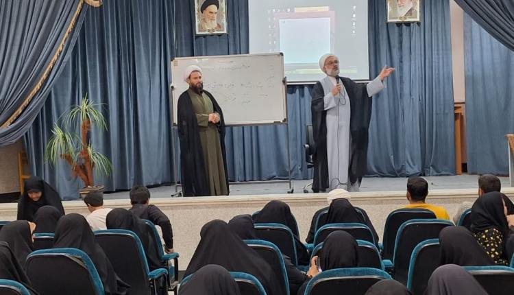 کارگاه آموزشی  تدبر در قرآن در شهرستان میامی  برگزار شد