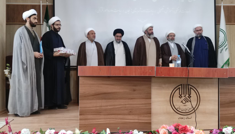 آئین تکریم و معارفه رئیس اداره امور قرآنی استان زنجان برگزار شد.
