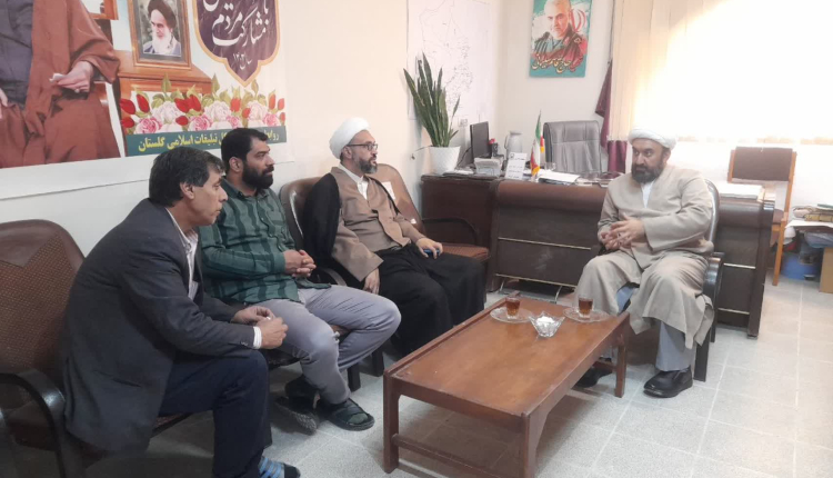 برگزاری محفل انس با قرآن در راستای کمک به جبهه مقاومت + تصاویر