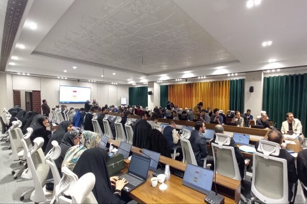 نشست کارشناسان قرآنی دانشگاه‌های سراسر کشور در دانشگاه قم آغاز شد