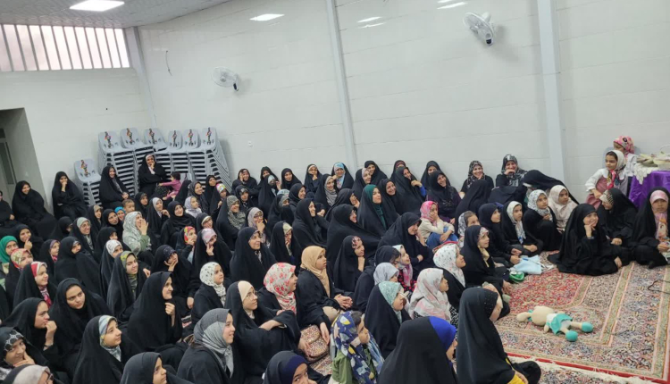 تجلیل از بانوان حافظ قرآن کریم در موسسه قرآنی نورالزهرا اردکان