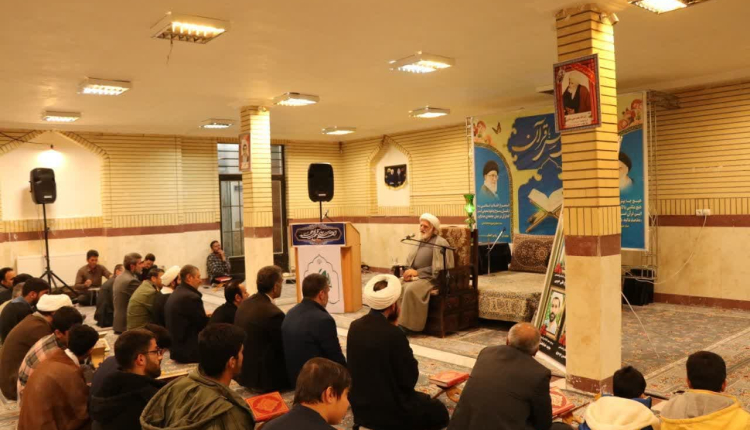 برگزاری کرسی تلاوت تدبری با موضوع آیات مقاومت