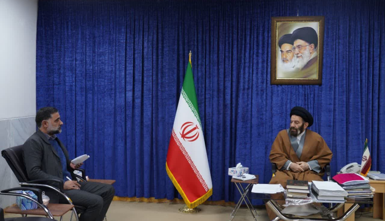 دیدار سرپرست اداره امور قرآنی لرستان با نماینده ولی فقیه استان