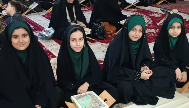 مسلمانان هر چه دارند از قرآن است