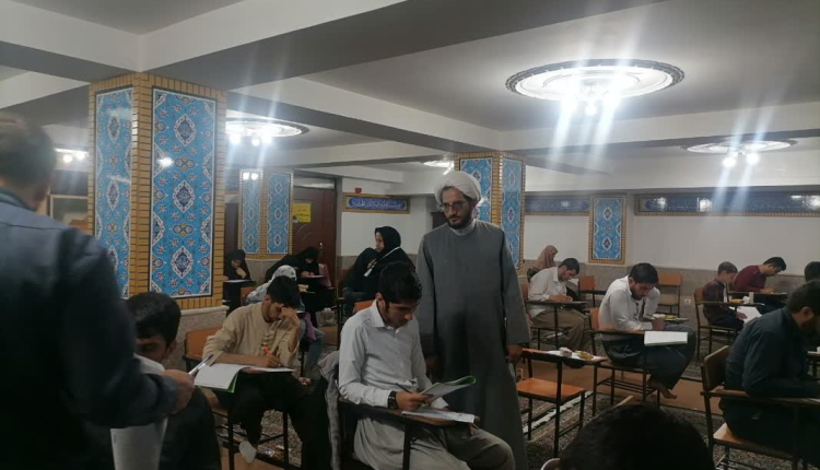 مرحله اول بیستمن دوره آزمونهای ارزیابی و اعطای مدرک تخصصی به حفاظ قرآن کریم در سنندج برگزار شد