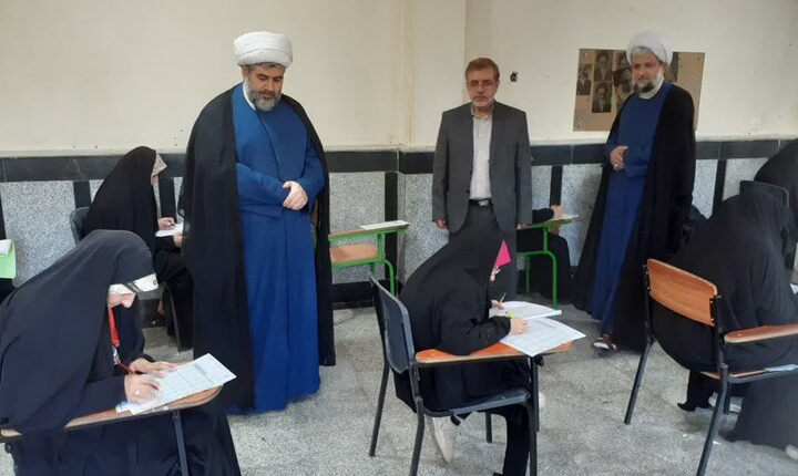 برپایی آزمون ارزیابی و اعطای مدرک تخصصی حفاط قرآن در مازندران