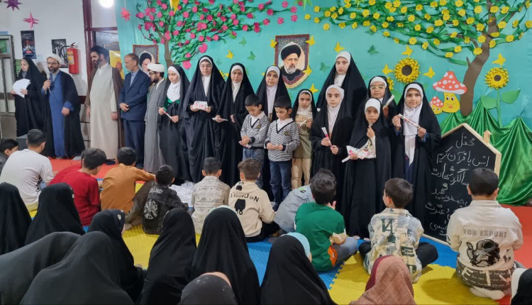 گزارش تصویری برگزاری محفل انس با قرآن به یاد شهدای خدمت در خانه قرآن شهید رئیسی