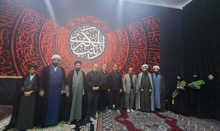 ۲ بانوی فعال در حوزه قرآنی پلدختر تکریم شدند