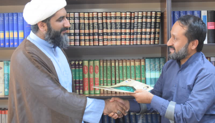 تجلیل از کارشناس قرآن شهرستان کنگان به عنوان شهرستان برتر استان بوشهر
