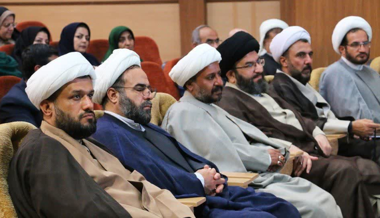 نشست هم‌اندیشی فعالان قرآنی استان کردستان برگزار شد