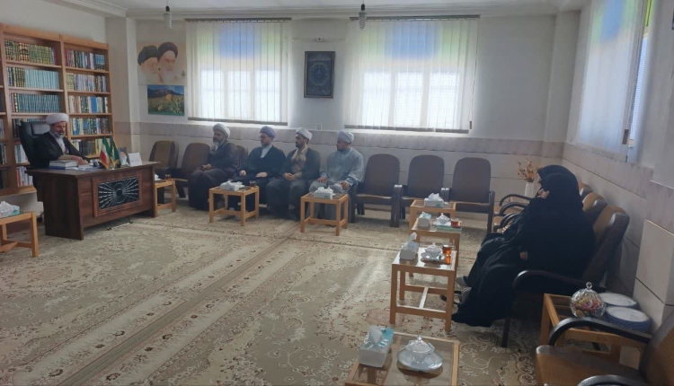 دیدار مدیر کل و رئیس اداره امور قرآنی تبلیغات اسلامی استان زنجان با  امام جمعه شهرستان ایجرود