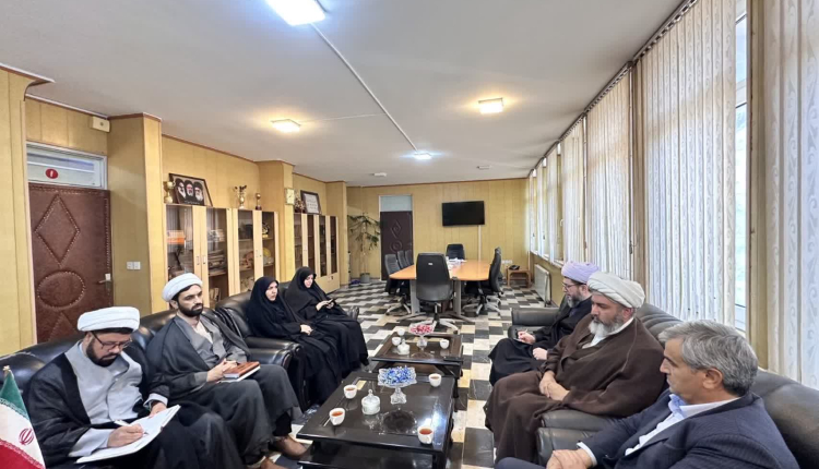 دیدار مدیرکل تبلیغات اسلامی و رئیس اداره امور قرآنی تبلیغات اسلامی استان زنجان با فرماندار شهرستان خرم‌دره