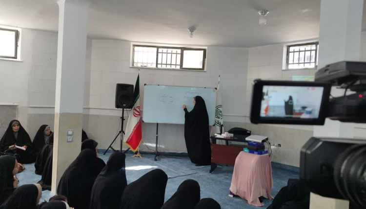کارگاه نیم روزه تدبر در کلام وحی در شهرستان خدابنده برگزار شد