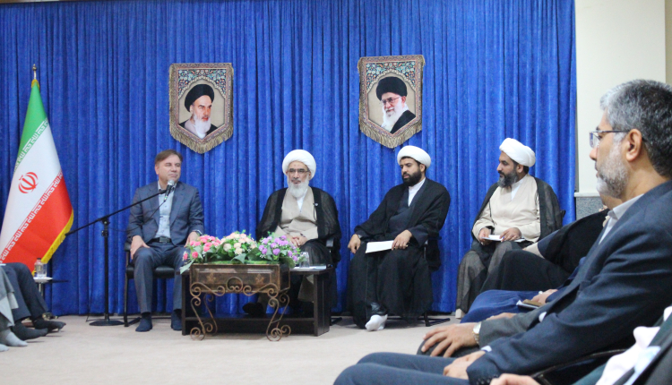 پنجمین نشست شورای هماهنگی و گسترش فعالیت‌های قرآنی بوشهر برگزار شد